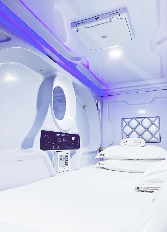 Met A Space Pod @ Boat Quay Singapore Eksteriør billede